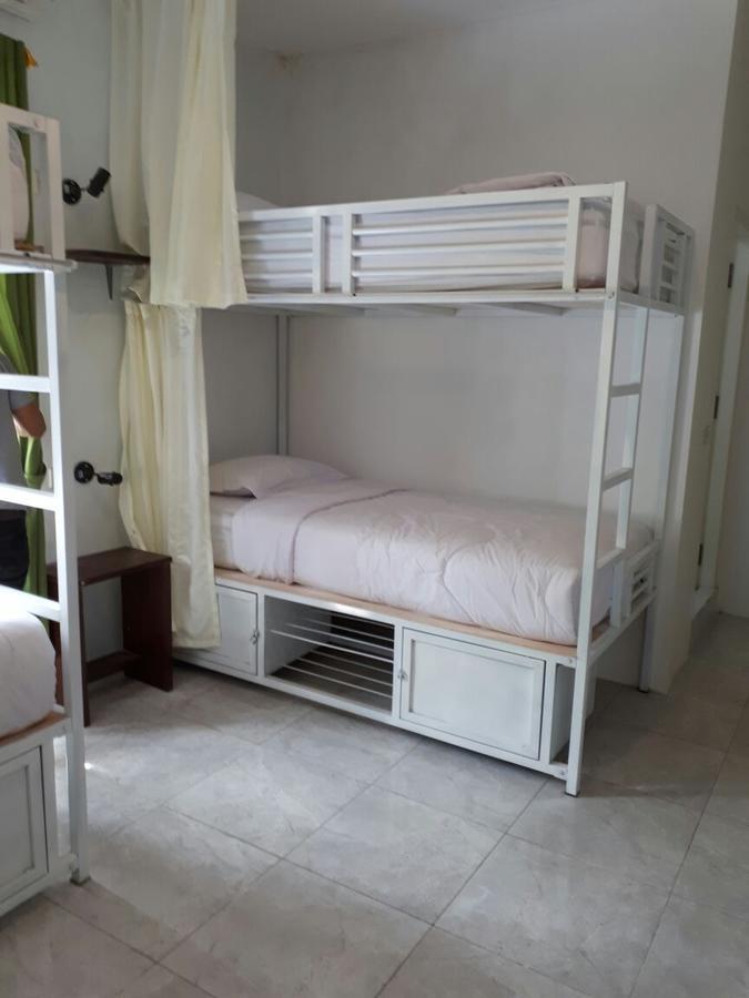 Anggrek Mas Bed & Breakfast Hostel Ubud Buitenkant foto